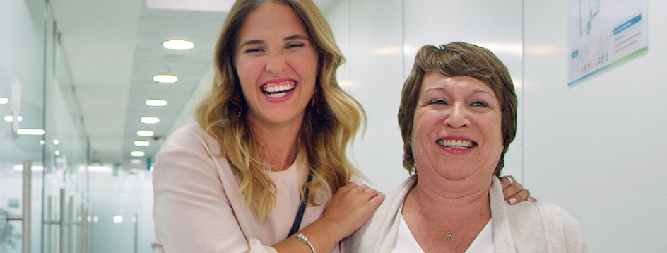 Jeanette González junto a Belén Soto