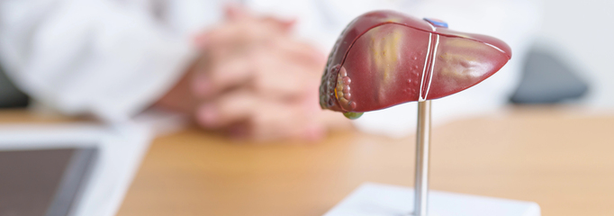 medico tratante de la hepatitis